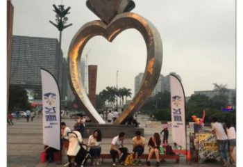 戒指雕塑廠家，公園廣場(chǎng)小品，不銹鋼鏡面戒指雕塑