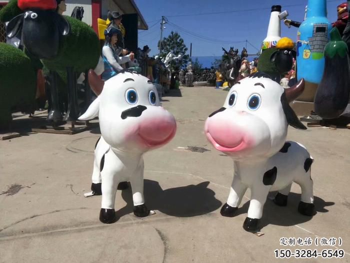 商業(yè)街玻璃鋼小狗雕塑 售樓處雕塑 動(dòng)物擺件