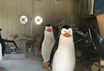 廣場(chǎng)玻璃鋼企鵝雕塑 公園仿真雕塑 抽象擺件