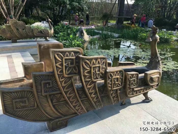 仿古玻璃鋼孔雀雕塑 庭院彩繪雕塑 田間小品