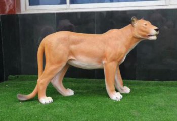 風(fēng)景區(qū)玻璃鋼豹子雕塑廠家 售樓處廣場雕塑 仿古擺件