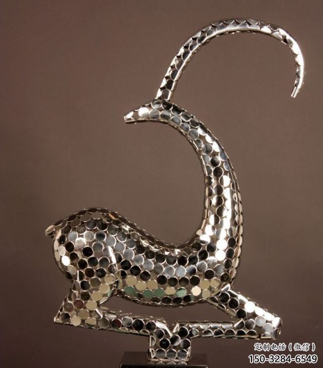 不銹鋼山羊雕塑廠家，仿真動物，戶外公園擺件