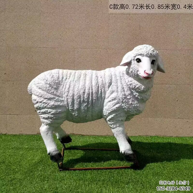 彩繪玻璃鋼綿羊雕塑廠家，動物景觀，廣場仿真小品
