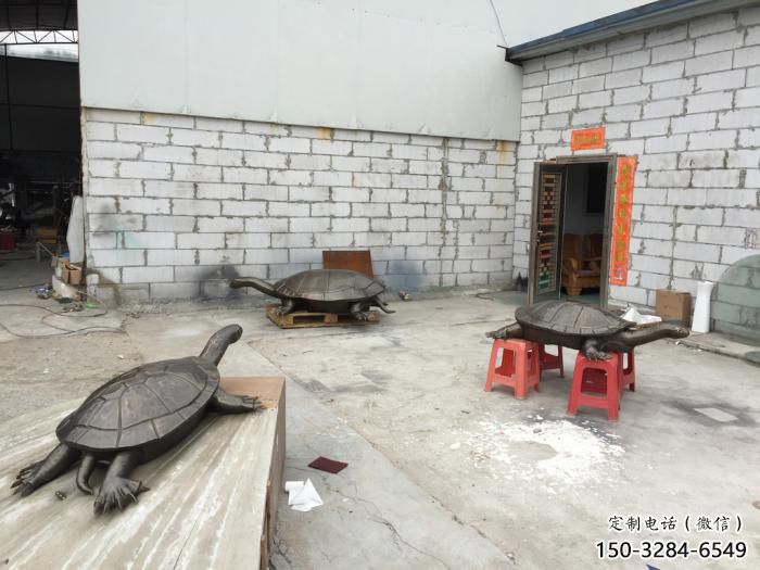 酒店海龜?shù)袼?庭院仿真雕塑 彩繪小品