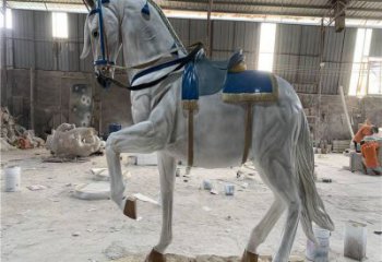 酒店戰(zhàn)馬雕塑，家禽主題，彩繪工藝