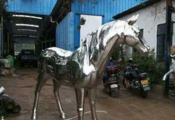 庭院戰(zhàn)馬雕塑，動物主題，拋光工藝