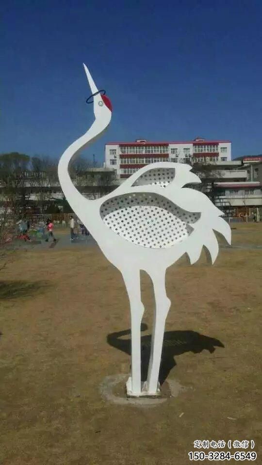 售樓部白鷺雕塑，噴砂發光雕塑，彩繪題材