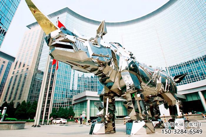 操場犀牛雕塑，鏤空海洋雕塑，噴砂制造