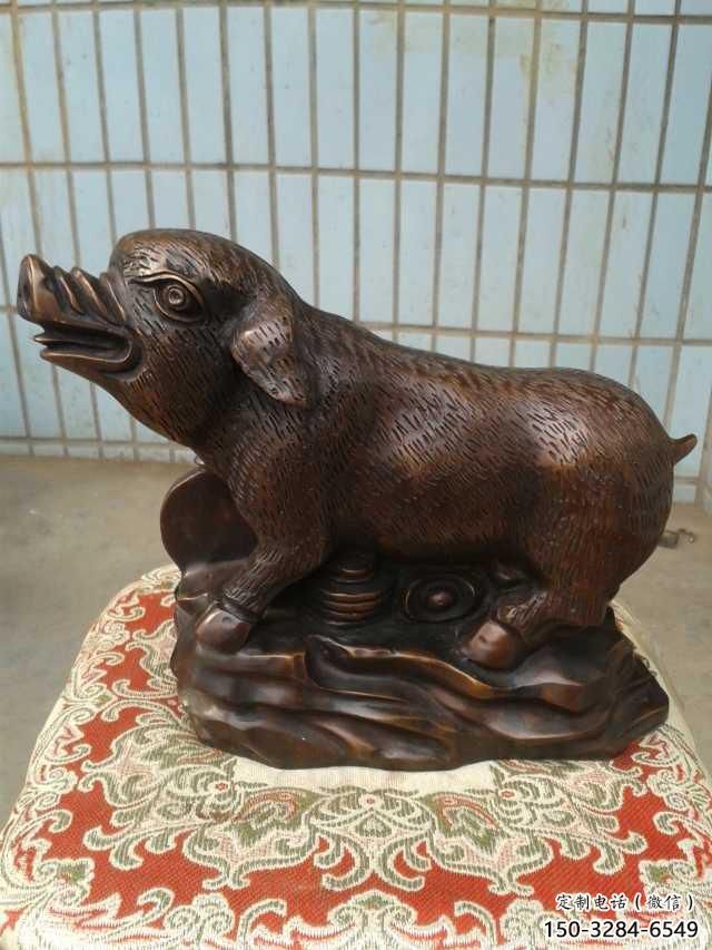 庭院野豬雕塑，鍍金歐式雕塑，網(wǎng)格形式