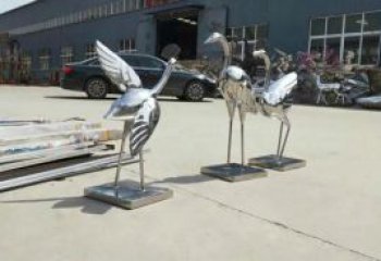操場(chǎng)白鷺雕塑，鏡面海洋雕塑，噴砂制造