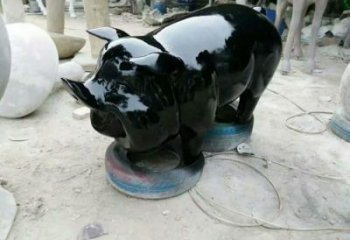 景區(qū)野豬雕塑，鍍金歐式雕塑，鐵藝材質