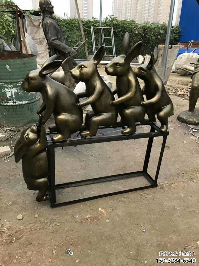 廣場老鼠雕塑，卡通水景雕塑，抽象效果