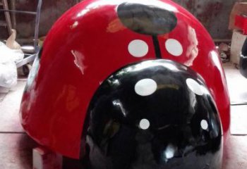 公園蟲子雕塑，噴砂發光雕塑，鑄銅工藝