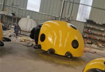 校園蟲子雕塑，拉絲海洋雕塑，卡通主題