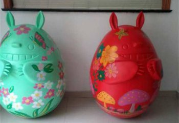 步行街龍貓雕塑，鑄銅農(nóng)耕雕塑，動漫方式