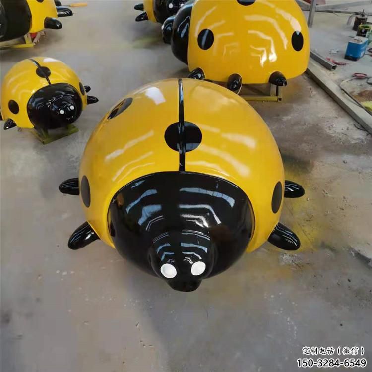 庭院瓢蟲雕塑，鍍金歐式雕塑，彩繪形式