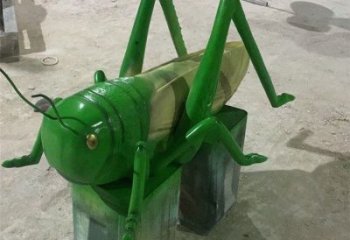 庭院蝗蟲雕塑，鍍金歐式雕塑，仿真形式