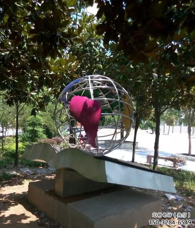 房地產(chǎn)地球儀雕塑，仿古景觀雕塑，噴砂制造