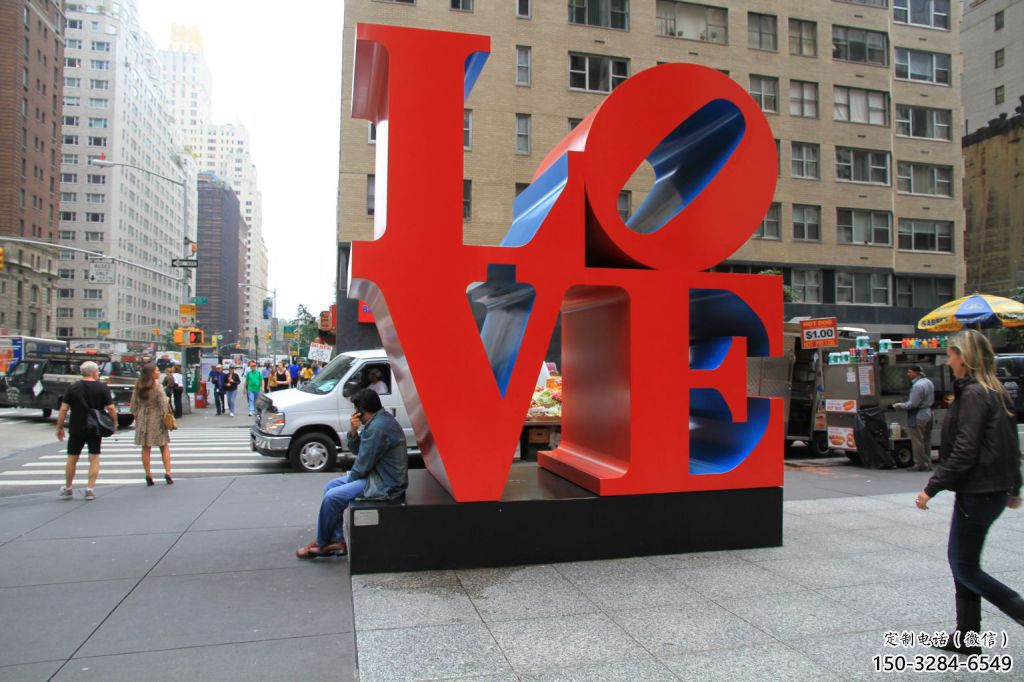 戶外景觀雕塑，鍍銅字母雕塑，鏡面工藝