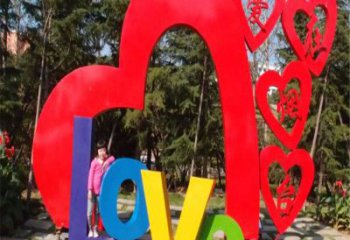 街道景觀雕塑，鍛造字母雕塑廠家，古銅效果