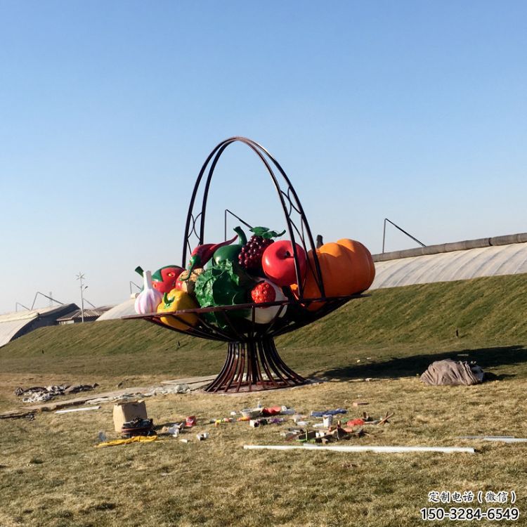 公園花籃雕塑，噴砂發(fā)光雕塑，鍛造工藝