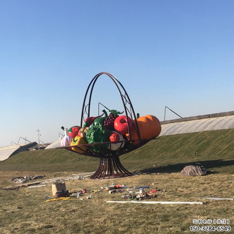 農村花籃雕塑，烤漆景觀雕塑，抽象效果