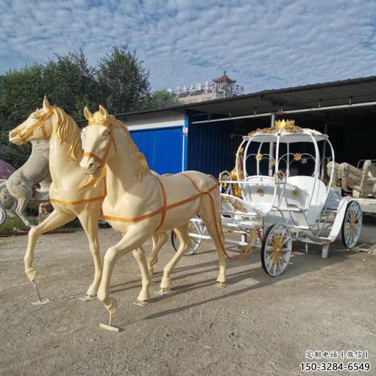 城市馬車雕塑 風景區(qū)彩繪雕塑 抽象擺件