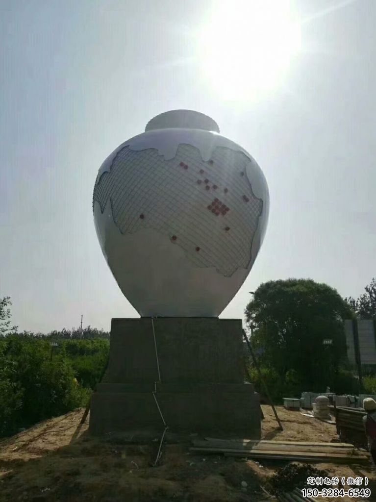 廣場(chǎng)瓶子雕塑 抽象景觀小品 烤漆雕塑