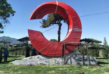 草地精神堡壘雕塑 現代校園標識雕塑 大型標牌雕塑