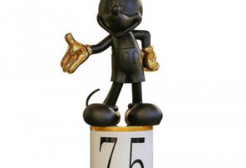 抽象唐老鴨雕塑 啞光卡通雕塑 室內(nèi)動漫雕塑