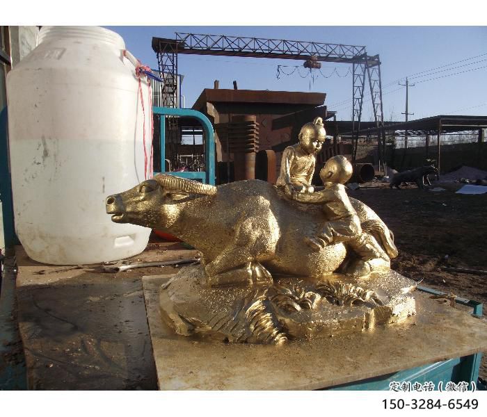 農(nóng)村牧童雕塑廠家 抽象藝術(shù)鑄銅雕塑 烤漆民俗雕塑