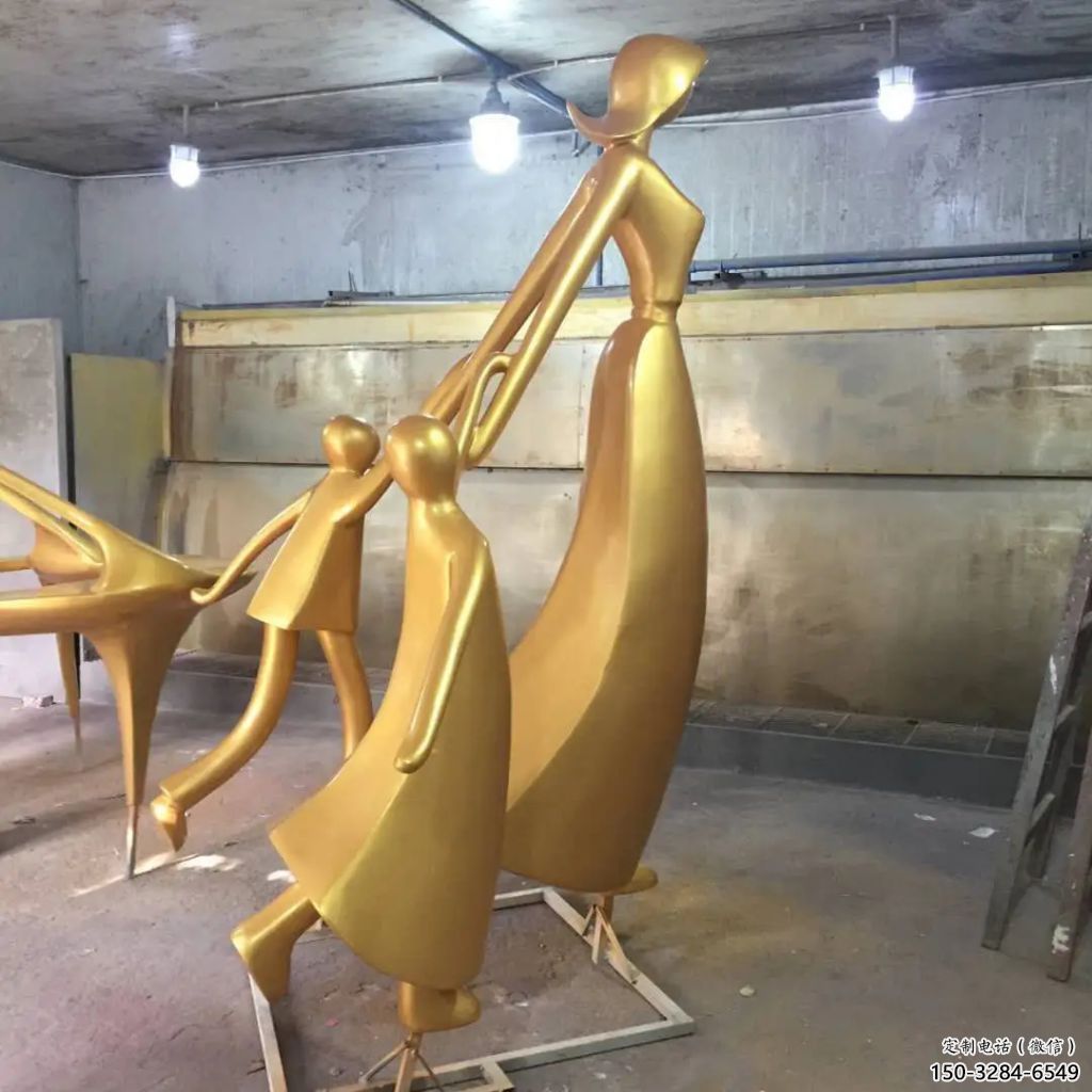 黃銅母親雕塑 鏤空創意女人雕塑 別墅區肖像雕塑