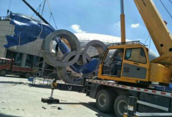 運動場建筑雕塑，不銹鋼五環雕塑，烤漆建筑