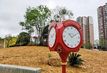 大型鐘表雕塑 歐式步行街雕塑 彩繪時鐘雕塑