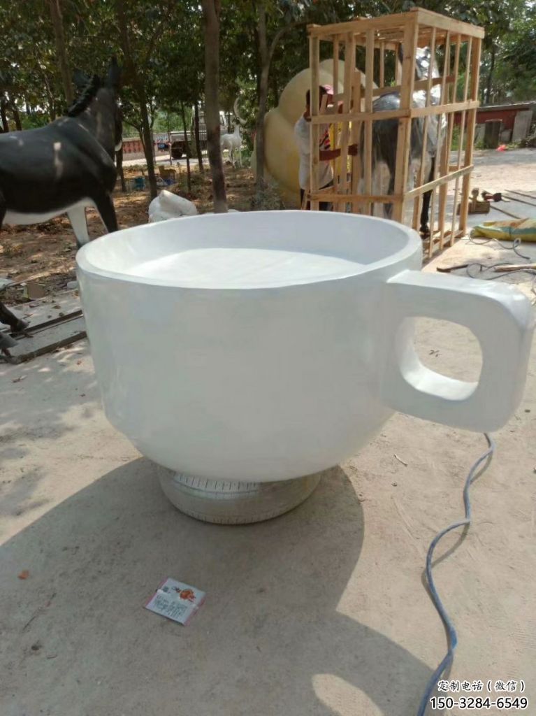 庭院酒杯雕塑 公園酒杯子雕塑 鍛造杯子雕塑