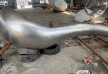 草地湯匙雕塑廠家 現(xiàn)代校園雕塑 大型勺子雕塑