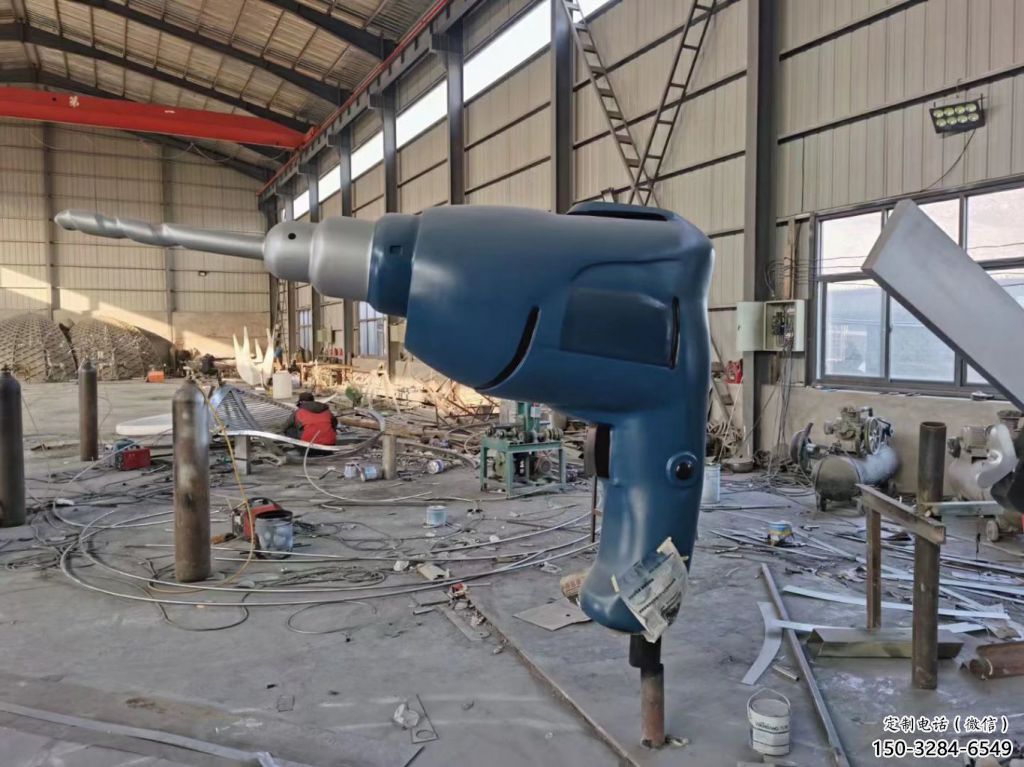 幾何螺絲釘?shù)袼?發(fā)光公園工業(yè)雕塑 大門口器械雕塑