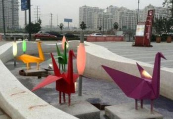 千紙鶴雕塑 歐式步行街折紙風格 大型鶴鳥雕塑