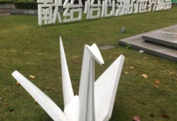 中式千紙鶴雕塑 啞光折紙風格 游樂場鶴鳥雕塑