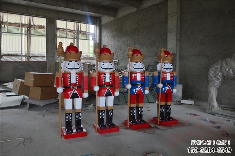 彩繪撲克雕塑 電鍍現代撲克牌雕塑 公園雕塑