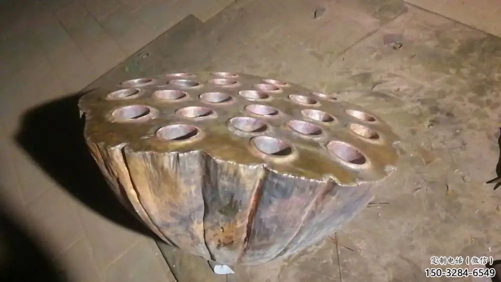 拉絲蓮蓬雕塑 鏤空創意雕塑 別墅區雕塑