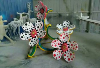 大型喇叭花雕塑廠家 鍛造發光花卉雕塑 房地產雕塑