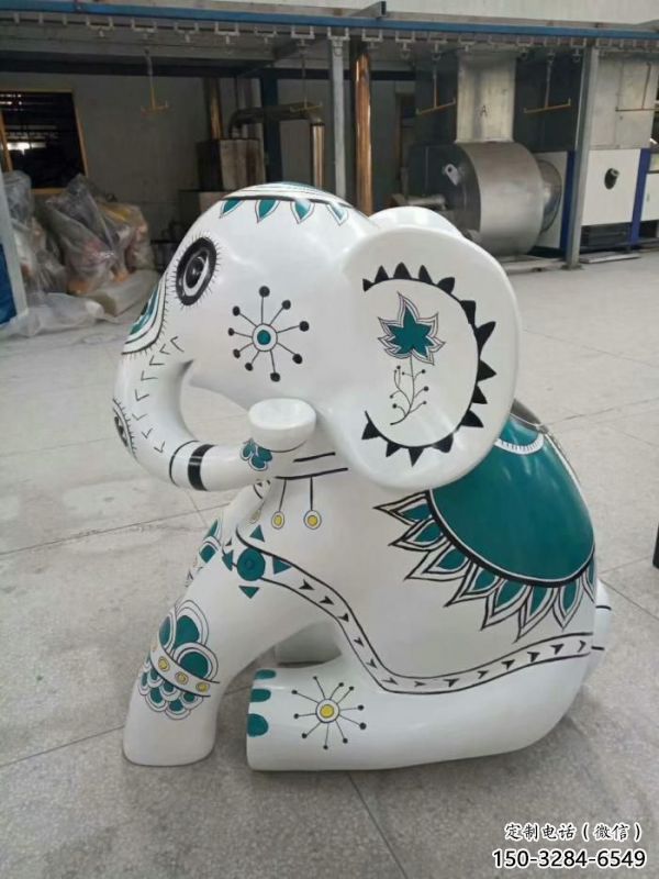 生產(chǎn)大象雕塑，室外軟裝，景區(qū)玻璃鋼大象雕塑供應(yīng)商