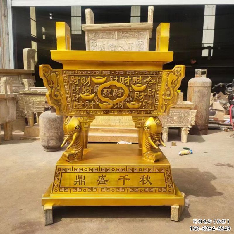 鎏金方鼎鼎盛千秋銅雕塑