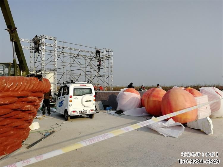 果籃雕塑選用，彩繪工藝，藝術桃子果籃雕塑標準