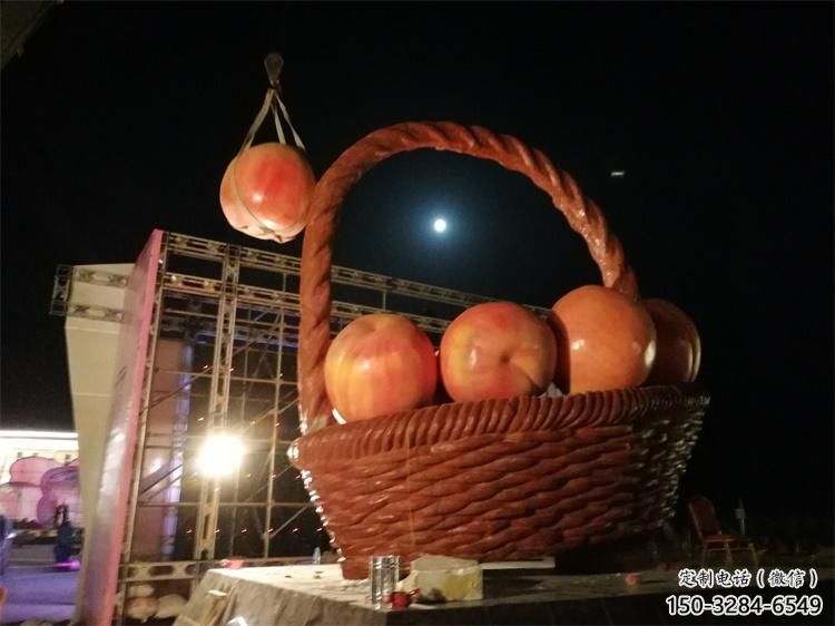 果籃系列優(yōu)選，陸地?cái)[件，廣場(chǎng)桃子果籃雕塑供給