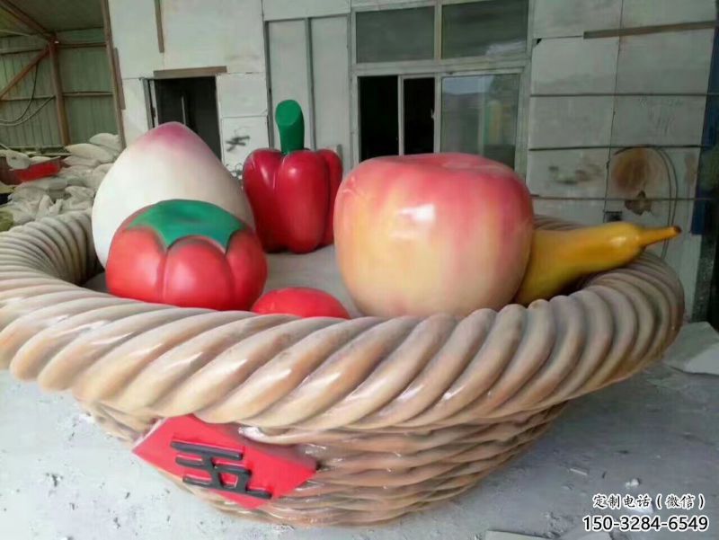 地產果籃雕塑展品，花園小品，香蕉果籃雕塑優選