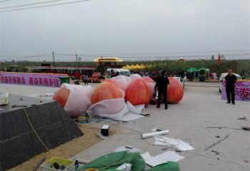 園林果籃雕塑展品，公園小品，桃子果籃雕塑生產商