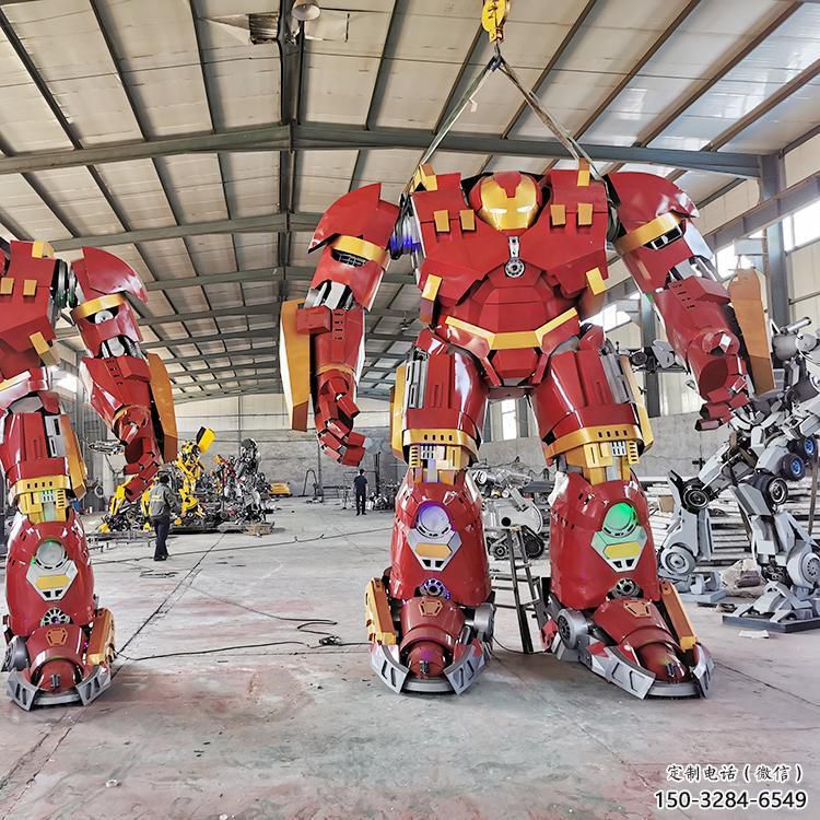 現(xiàn)代版擎天柱雕塑