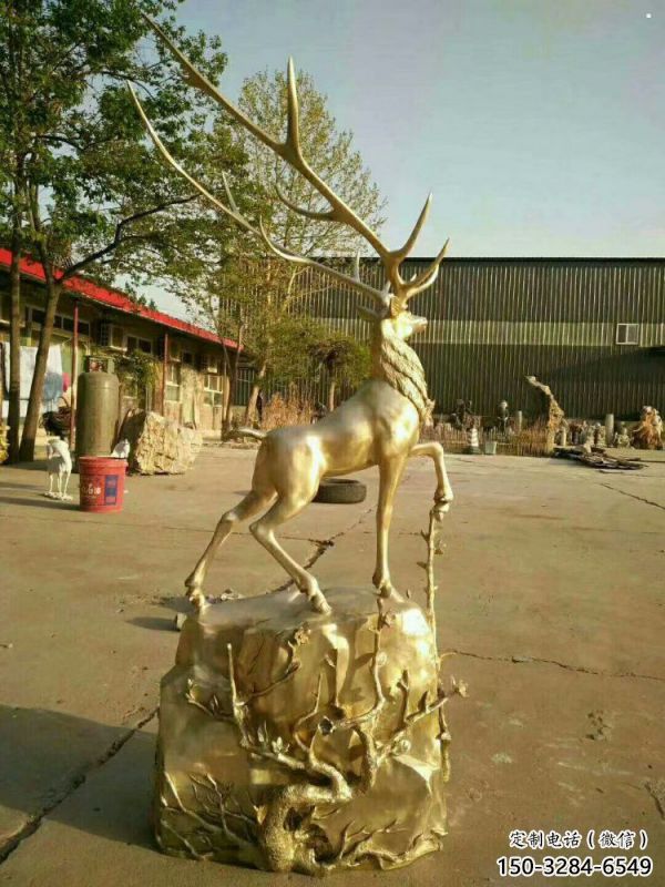 梅花鹿銅雕塑擺件，地標(biāo)擺件，梅花鹿銅雕塑生產(chǎn)商